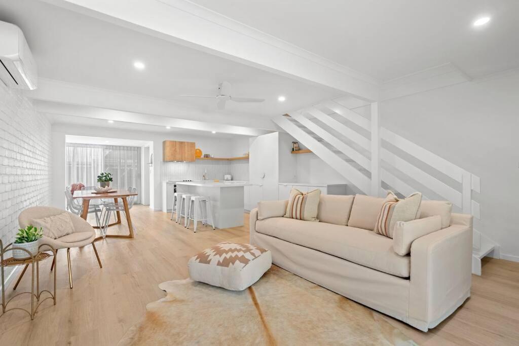 Ferienwohnung Vibes At Five Noosa Noosaville Exterior foto